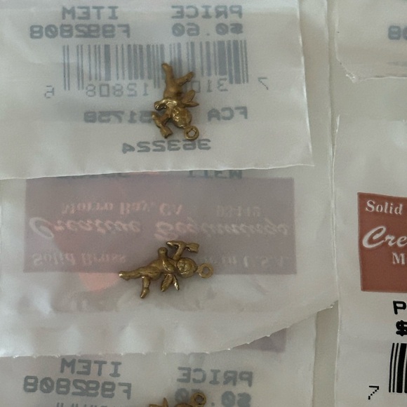 5/$25 BRASS angel jewelry making charms 😇 - Picture 4 of 5